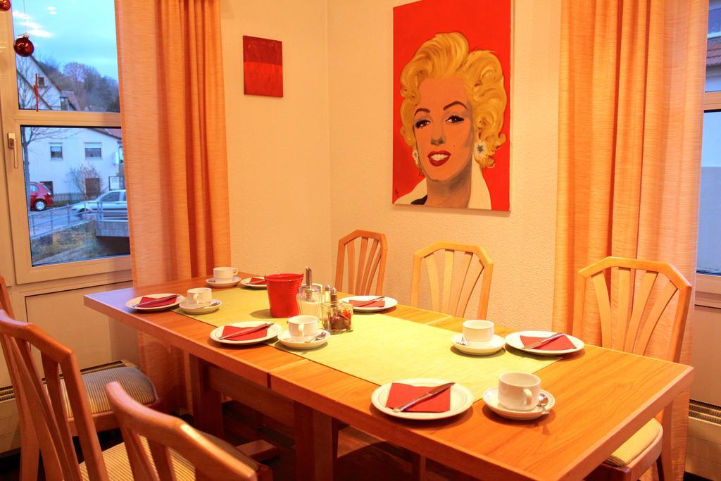 Hotel Gasthaus Bock Reichenbach an der Fils Esterno foto