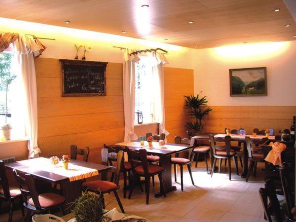 Hotel Gasthaus Bock Reichenbach an der Fils Esterno foto